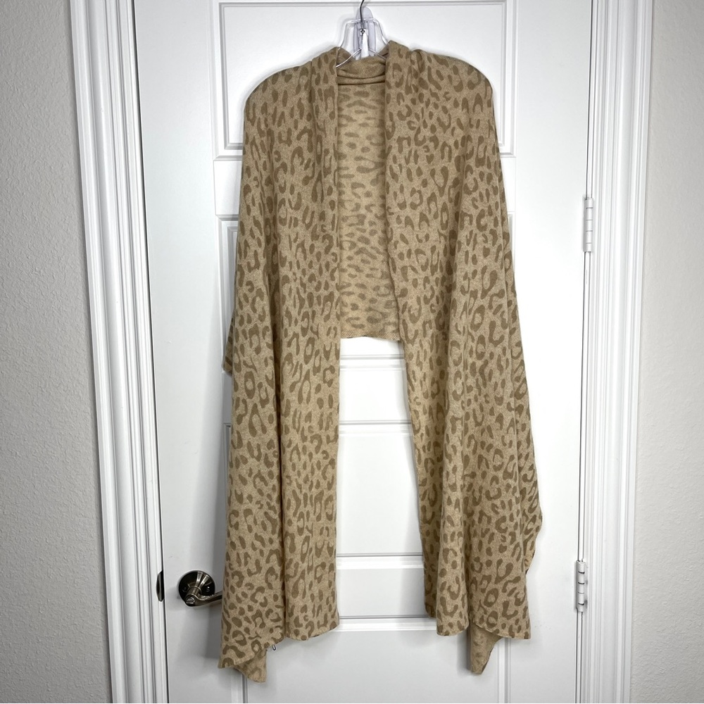 AMICALE 100% Cashmere NEW Leopard Animal Print Scarf Wrap NEW Oatmeal - Picture 10 of 11